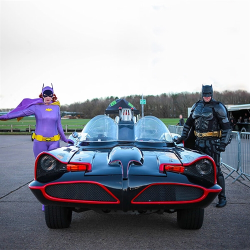Super Hero Drive - Batmobile Super Hero Drive - Batmobile